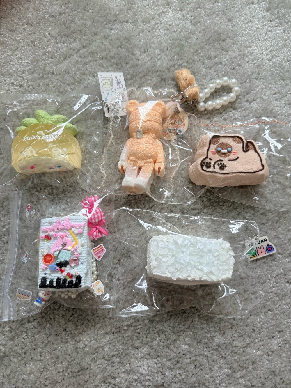 Taba Squishy Bundle MissWu Coco Cat YeYuan Bear Siamese pineapple 5 pieces